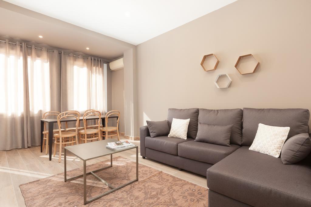 Easysleep Eixample Apartment *
